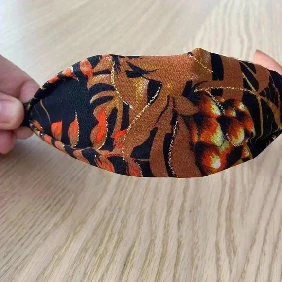 🆕Brown Multi-print Bow Knot Headband🆕 - Picture 4 of 5